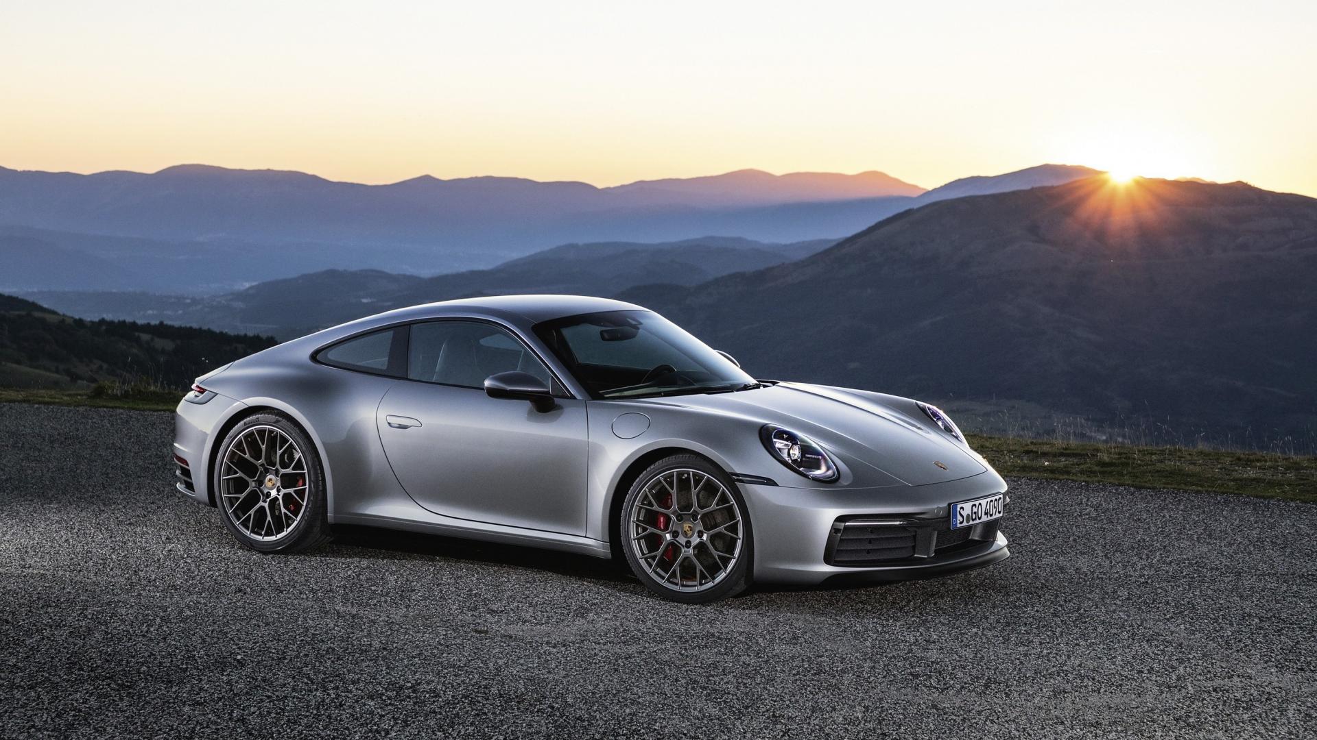 Modelli Porsche Carrera - Scopri le Specifiche e i Prezzi